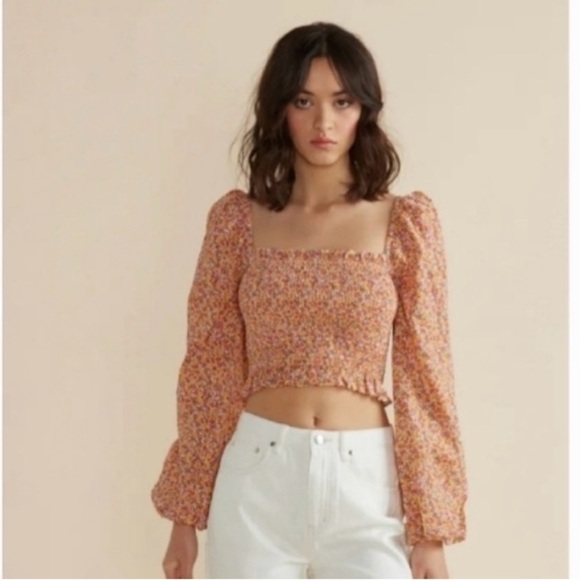 MINKPINK Tops - MINKPINK Morewell Floral Puff Sleeve Smocked Top Medium